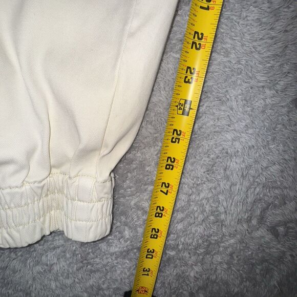 Spanx Women’s Ivory Cream Twill Cargo Joggers Pants Zipper Ankles Size Large - Picture 9 of 12